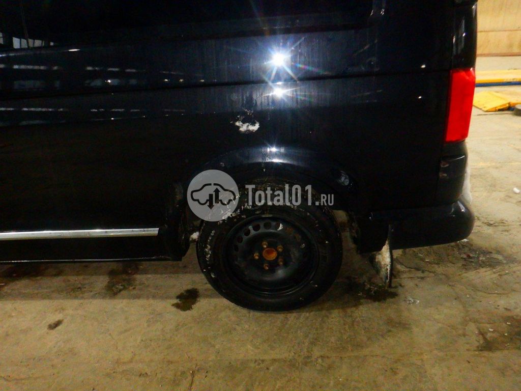 Фото Volkswagen Caravelle 28