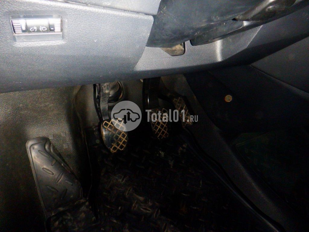 Фото Volkswagen Caravelle 50