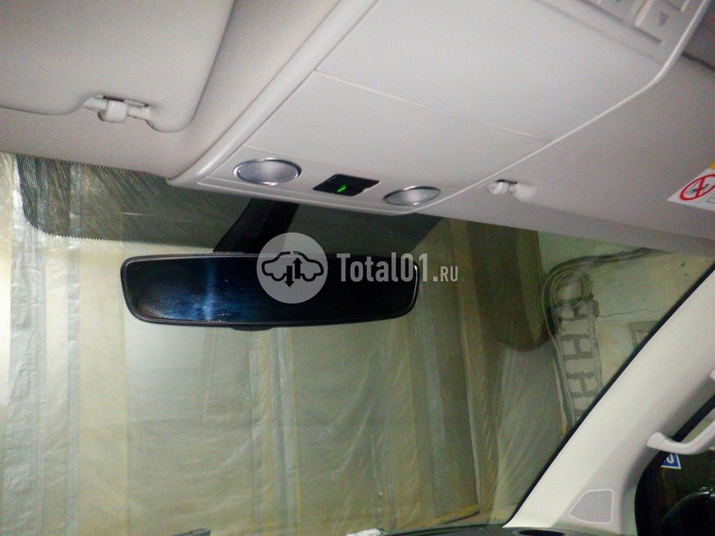 Фото Volkswagen Caravelle 68