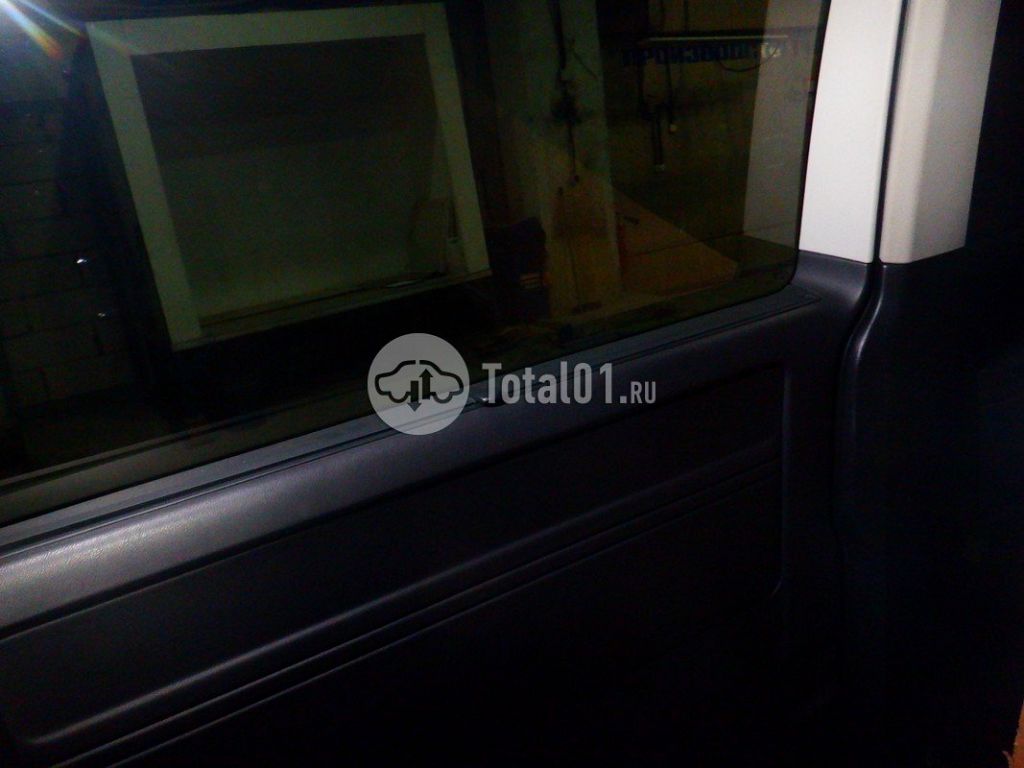 Фото Volkswagen Caravelle 180