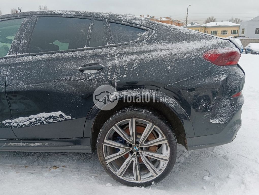Фото BMW X6 38