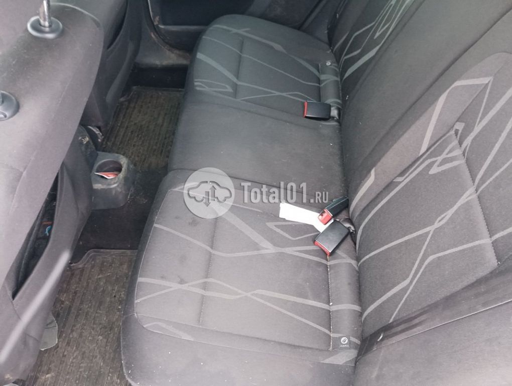 Фото Skoda Fabia 78