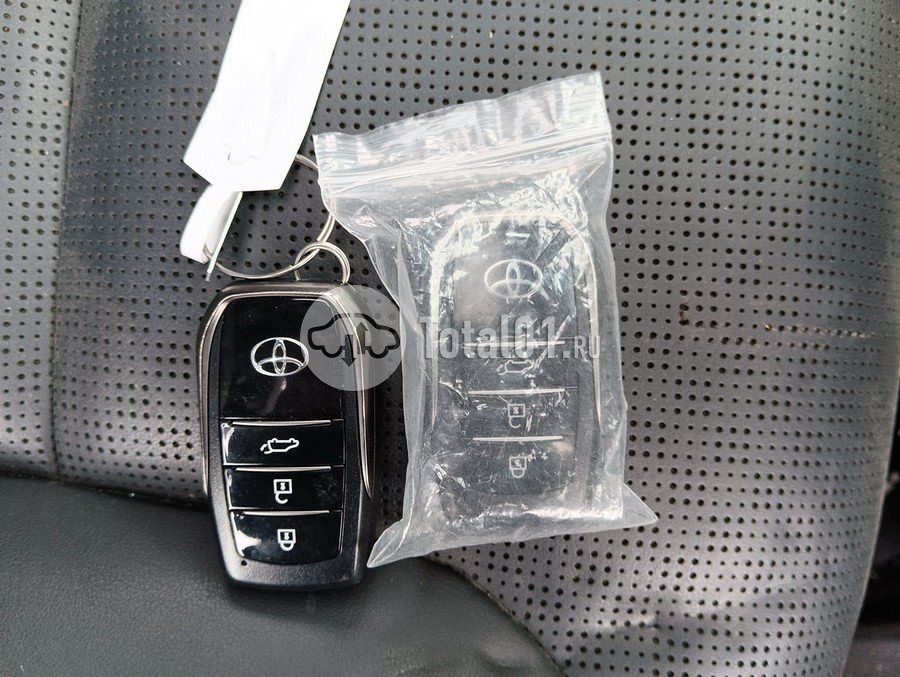 Фото Toyota Land Cruiser 12