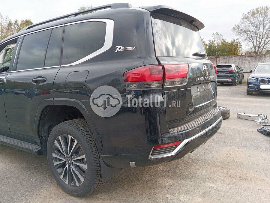 Фото Toyota Land Cruiser 28