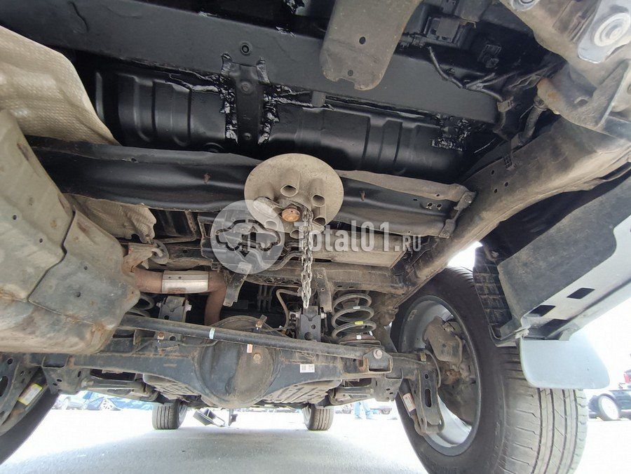 Фото Toyota Land Cruiser 138