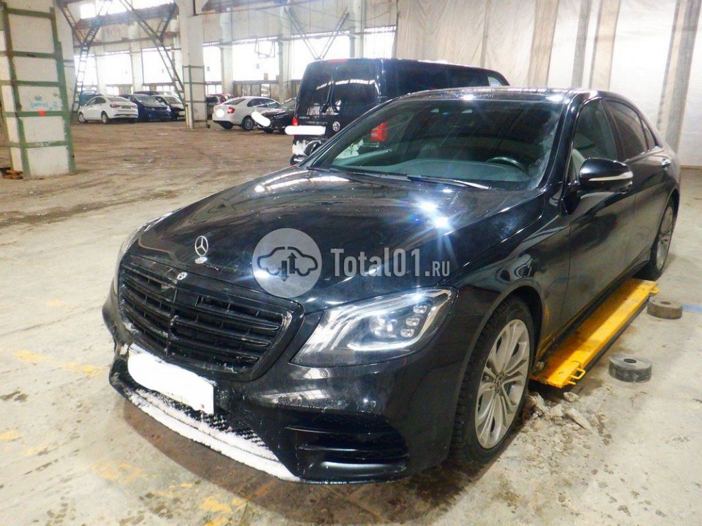 Фото Mercedes-Benz S-класс 4
