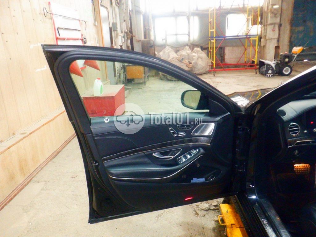 Фото Mercedes-Benz S-класс 26