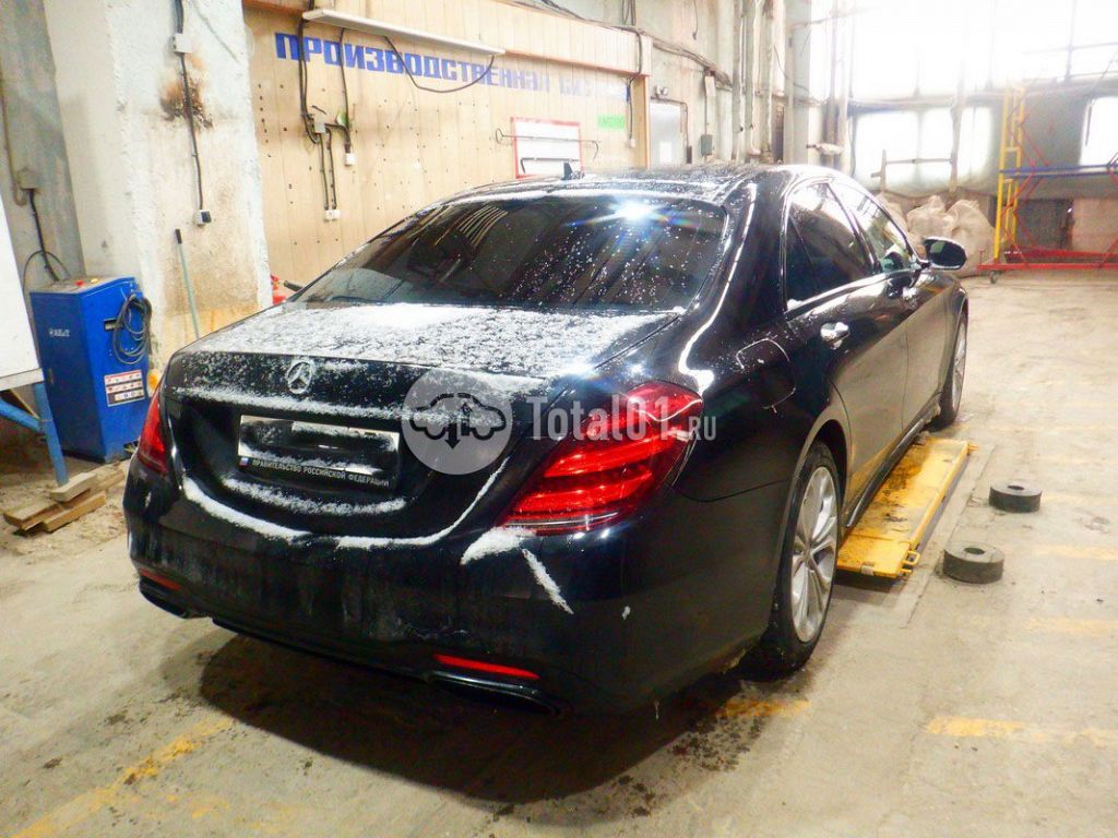 Фото Mercedes-Benz S-класс 44