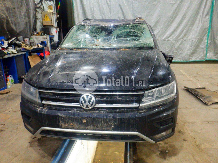 Фото Volkswagen Tiguan 4