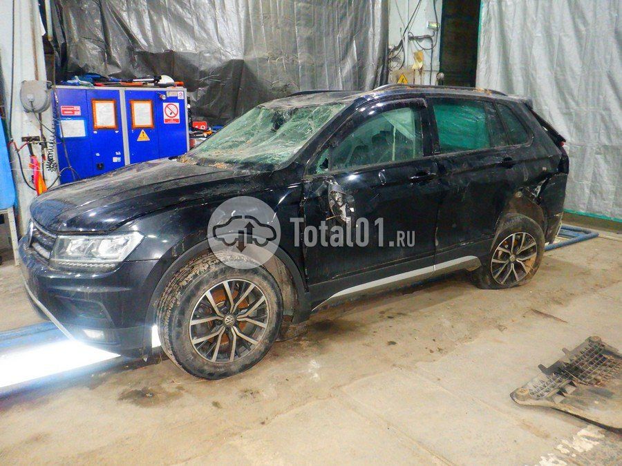 Фото Volkswagen Tiguan 8