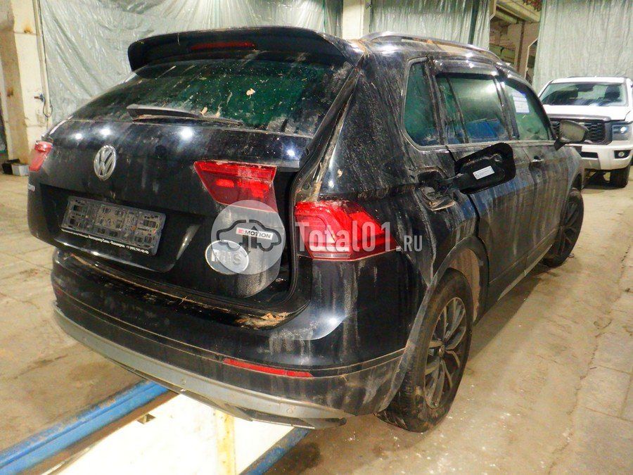 Фото Volkswagen Tiguan 14