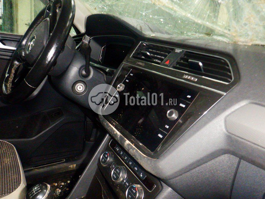 Фото Volkswagen Tiguan 42