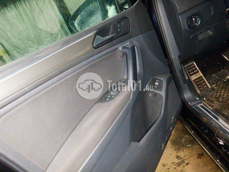 Фото Volkswagen Tiguan 90