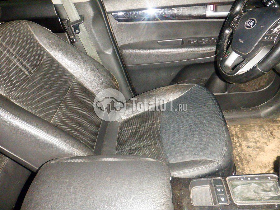 Фото KIA Sorento 30