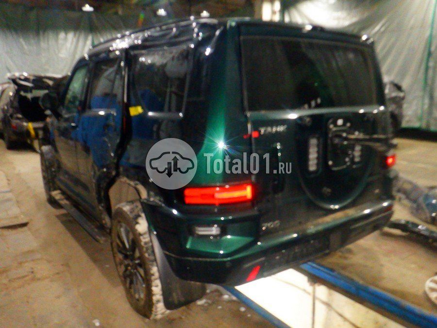 Фото TANK 700 14