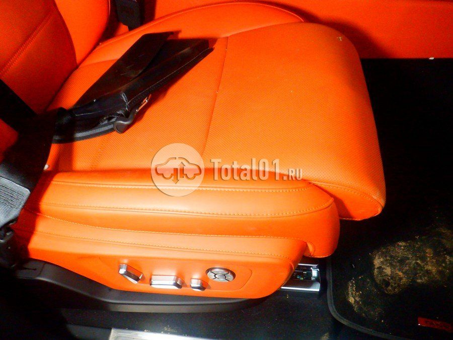 Фото TANK 700 32