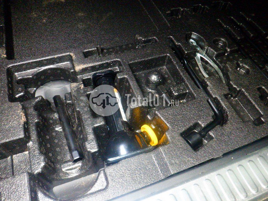 Фото TANK 700 90