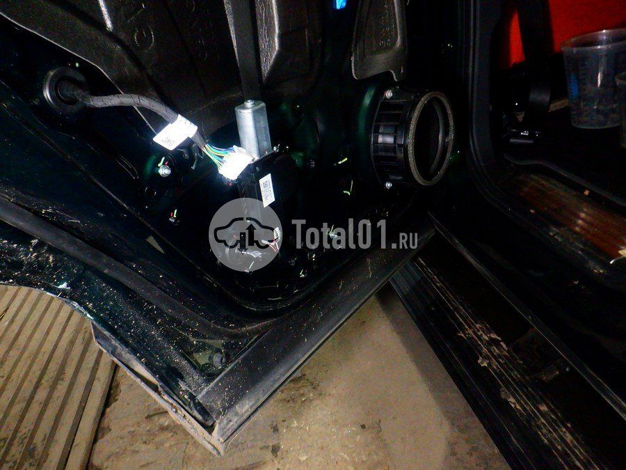 Фото TANK 700 96