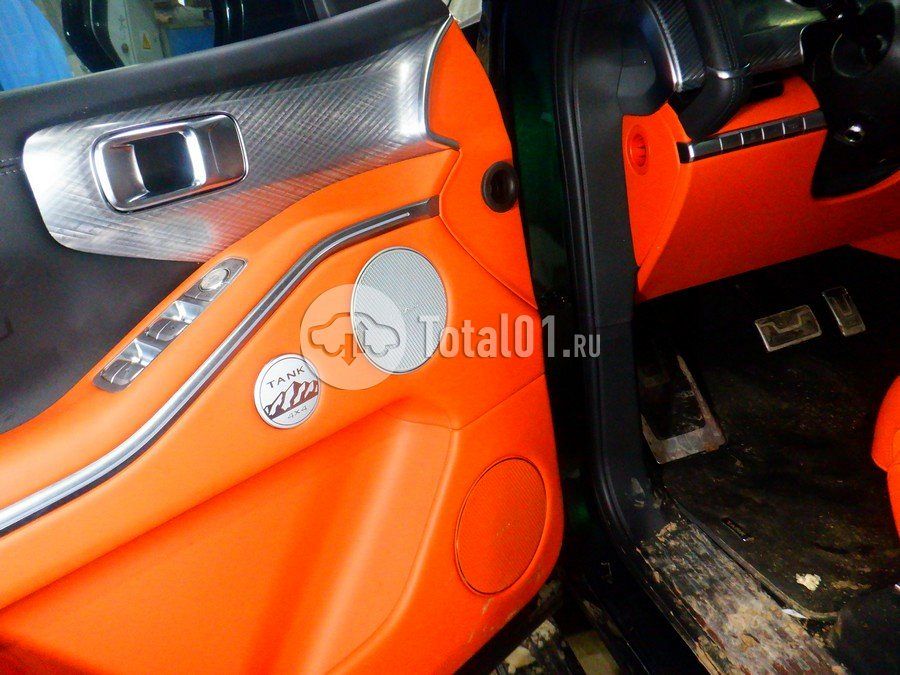 Фото TANK 700 114