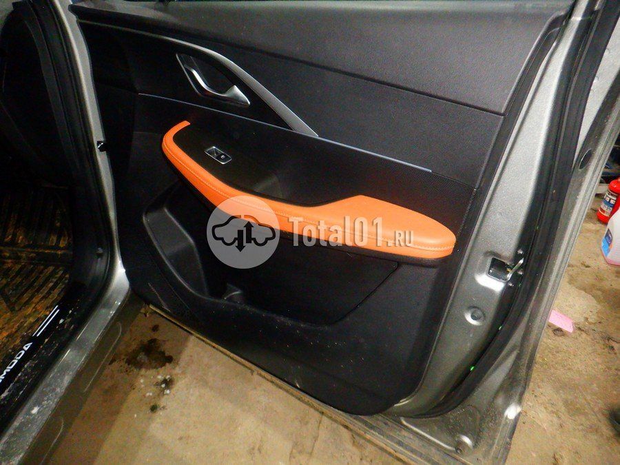 Фото OMODA C5 18