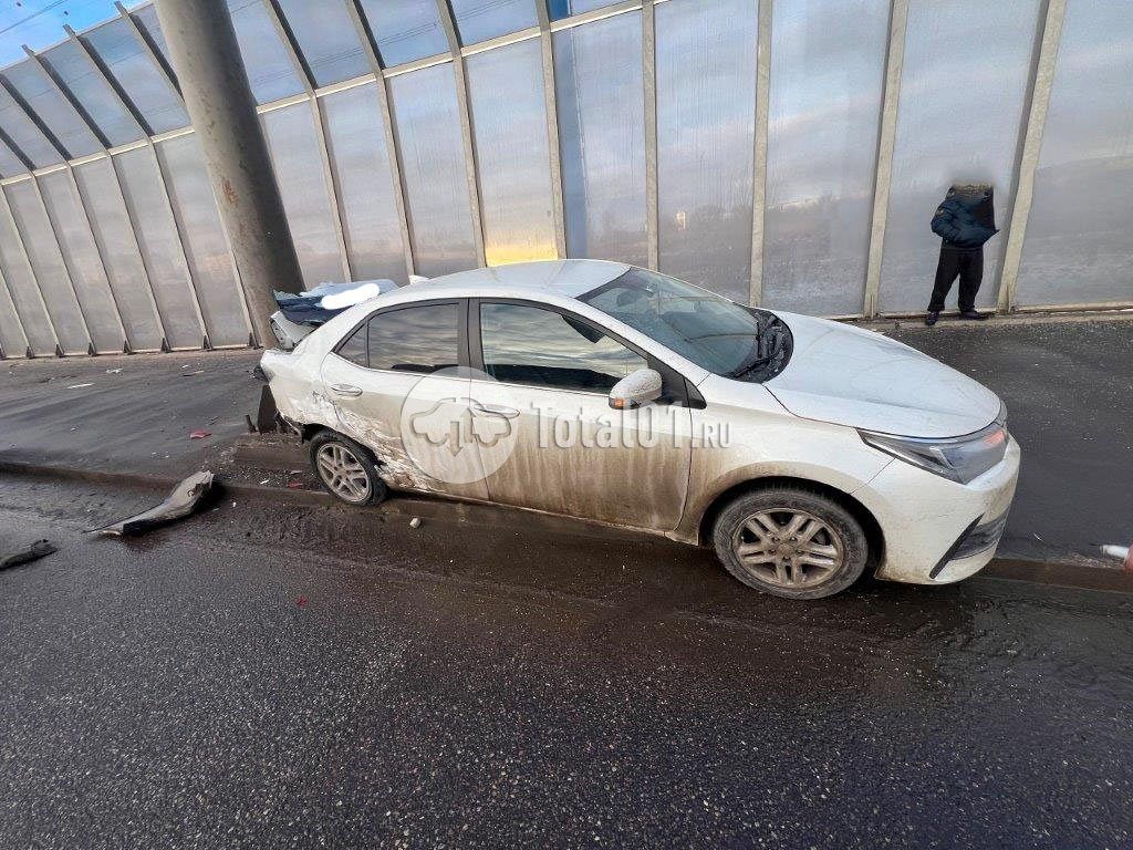 Фото Toyota Corolla 4