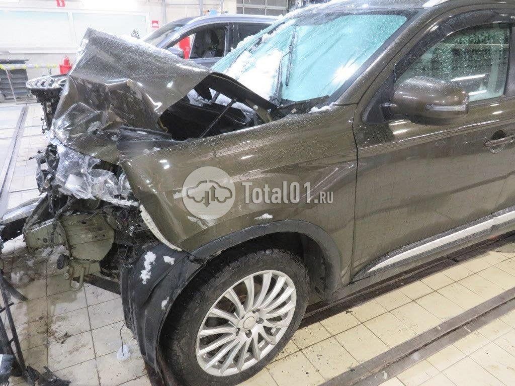 Фото Mitsubishi Outlander 26