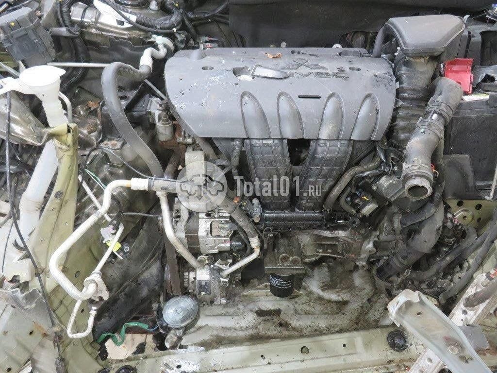 Фото Mitsubishi Outlander 342