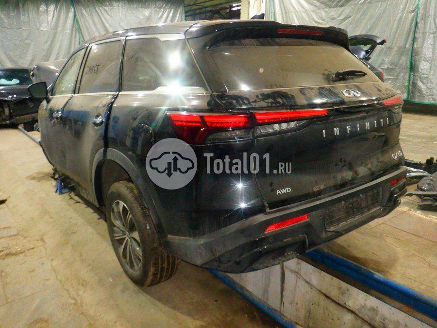 Фото Infiniti QX60 16
