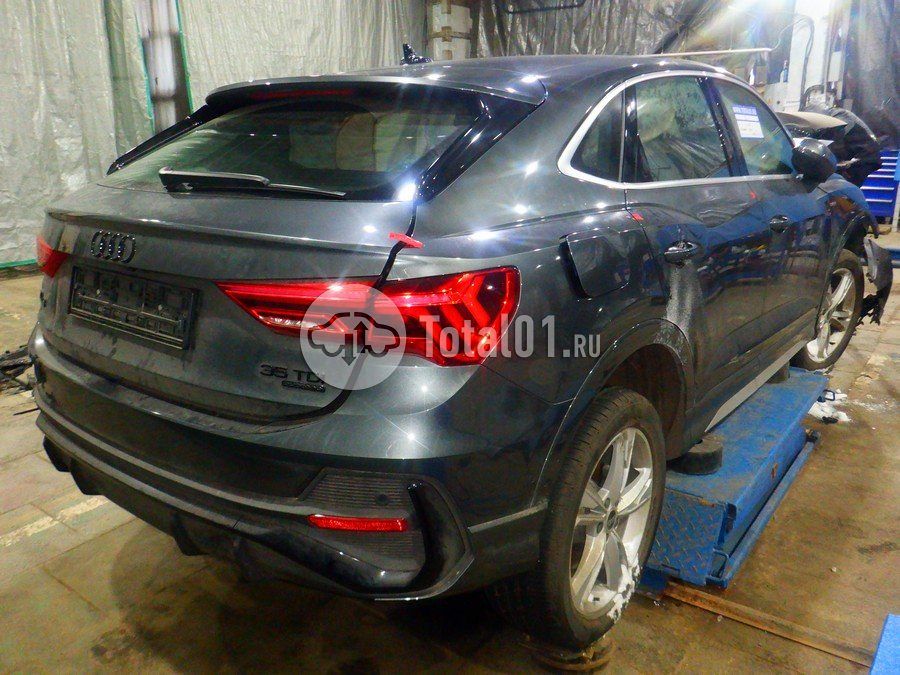 Фото Audi Q3 18