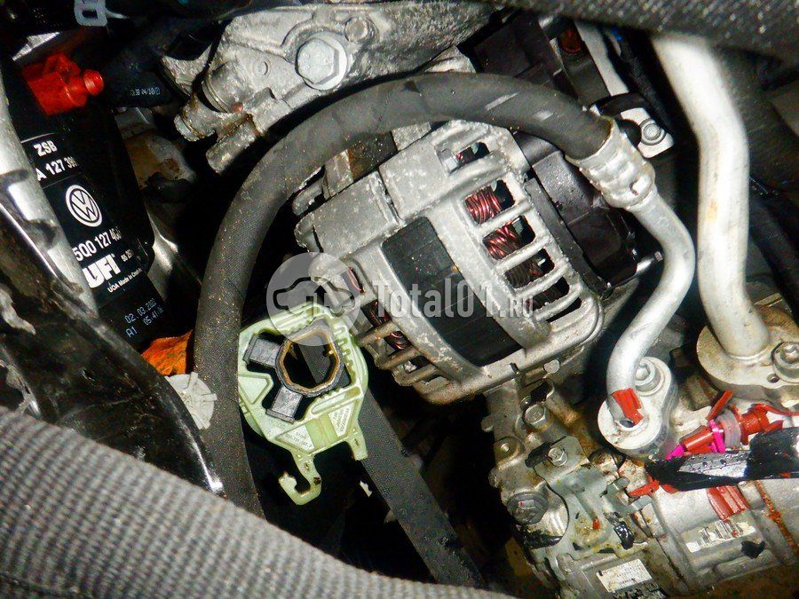 Фото Audi Q3 220