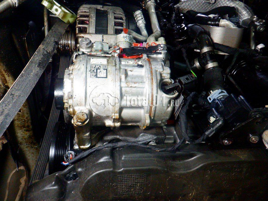 Фото Audi Q3 360