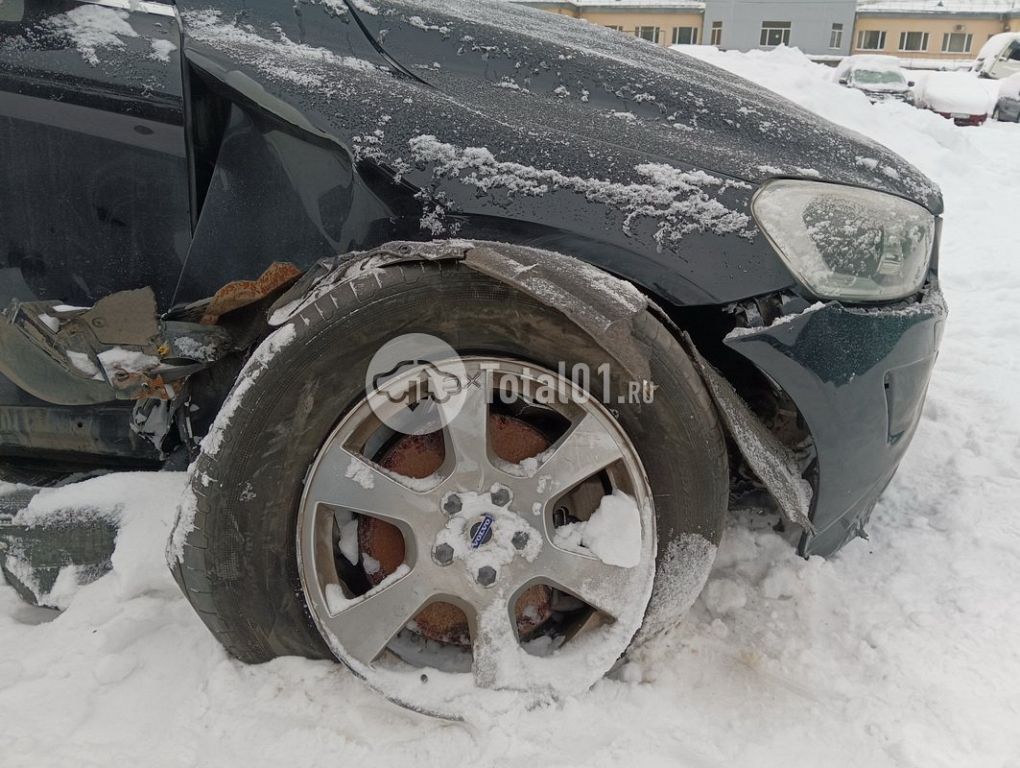 Фото Volvo XC60 20