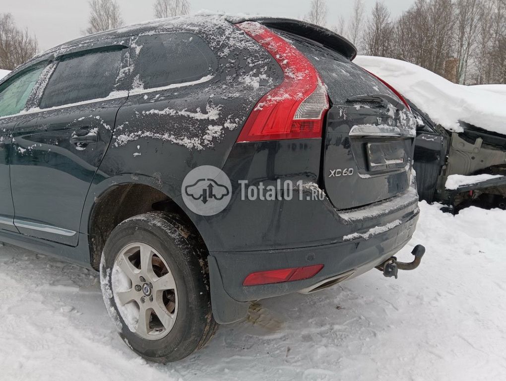 Фото Volvo XC60 30