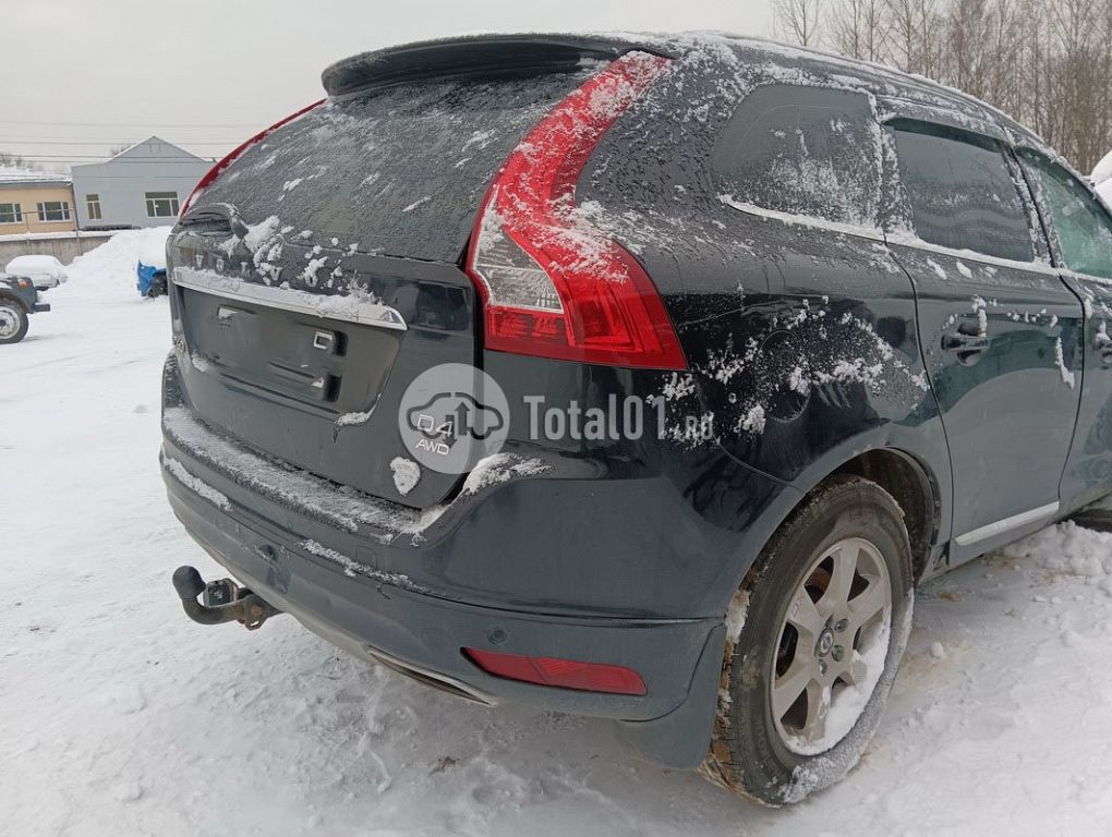 Фото Volvo XC60 36