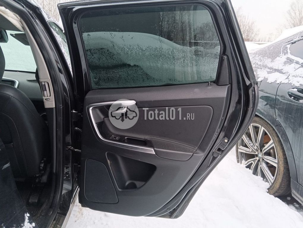 Фото Volvo XC60 110