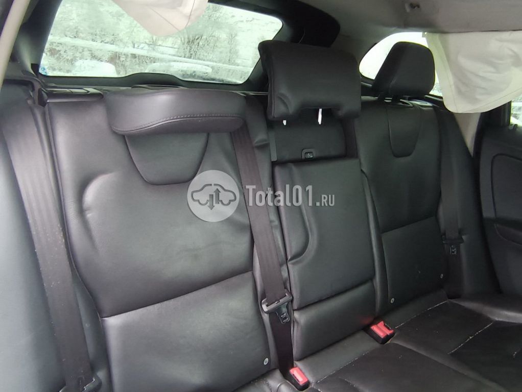 Фото Volvo XC60 120