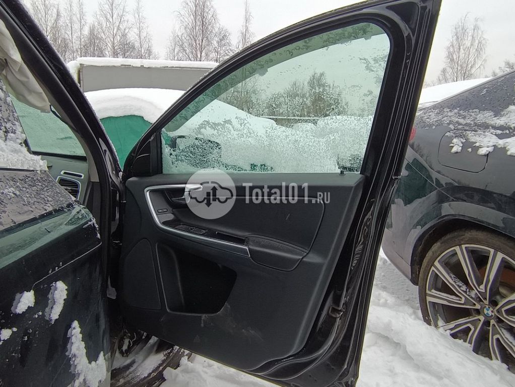 Фото Volvo XC60 124