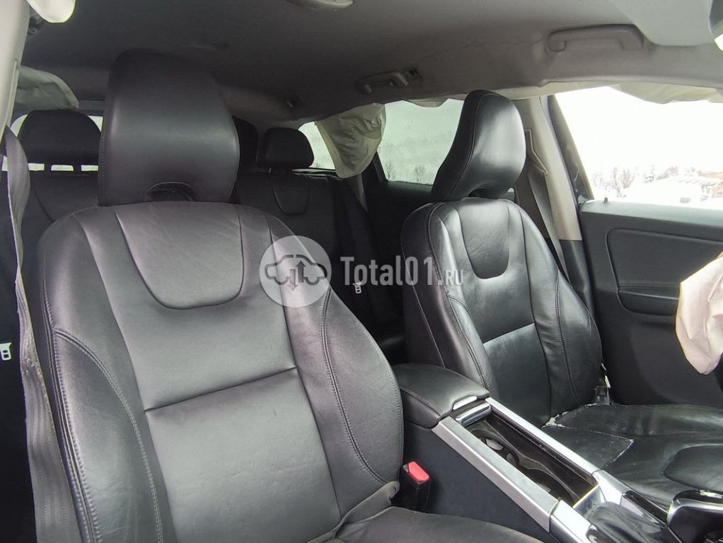 Фото Volvo XC60 132