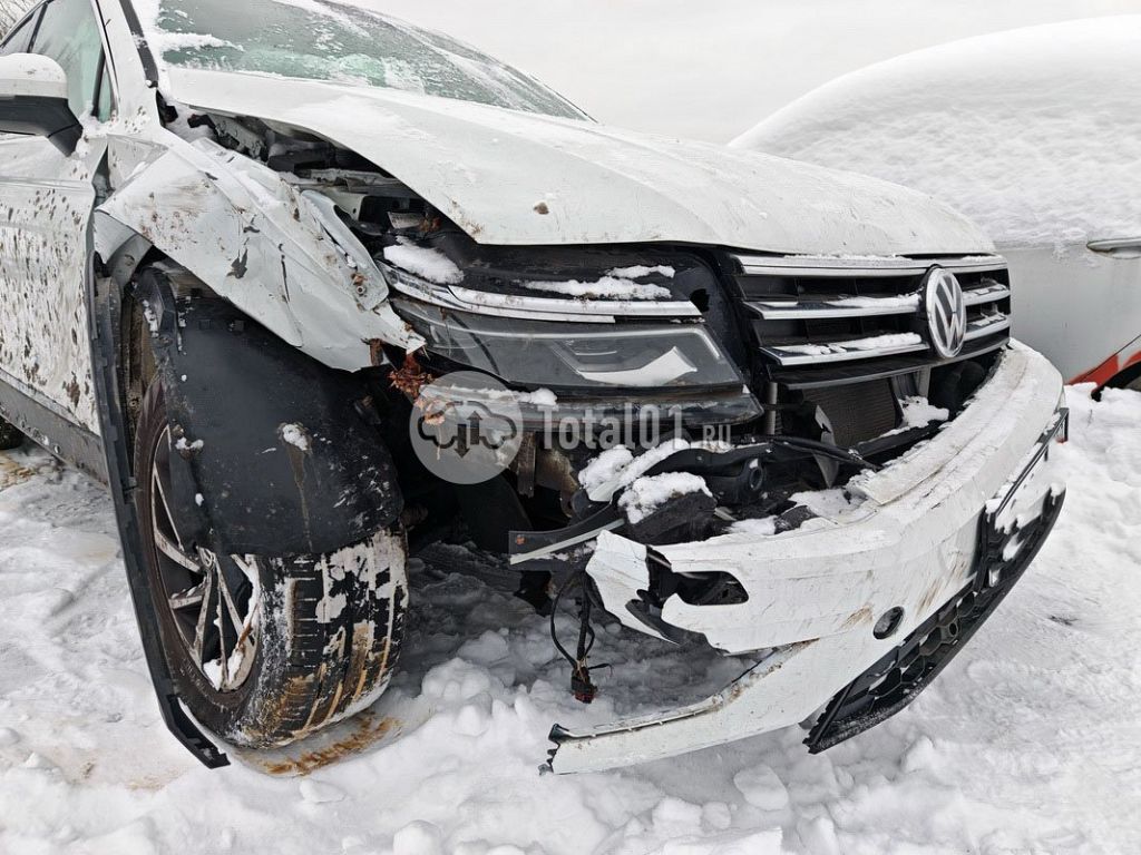 Фото Volkswagen Tiguan 6