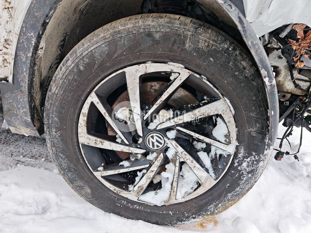 Фото Volkswagen Tiguan 8