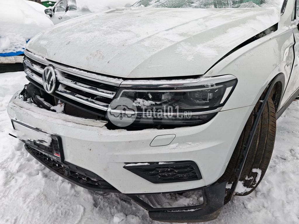 Фото Volkswagen Tiguan 20