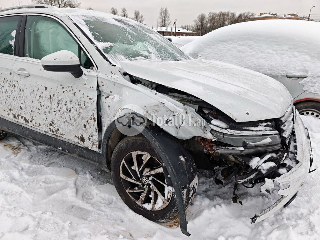 Фото Volkswagen Tiguan 28