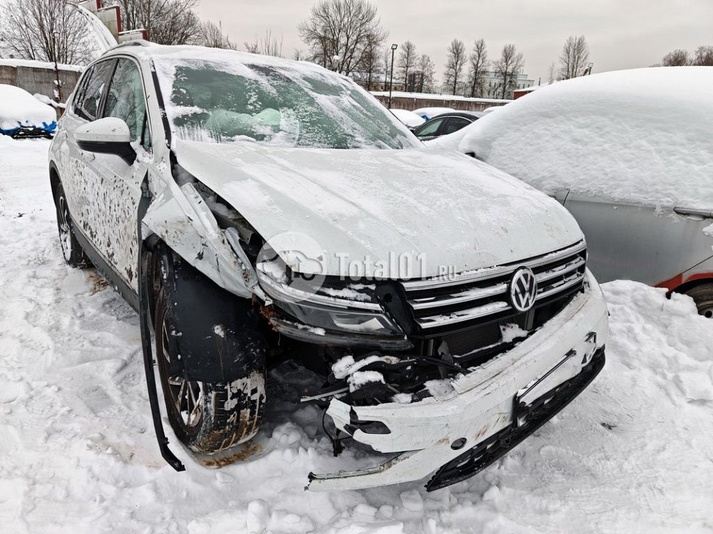 Фото Volkswagen Tiguan 38