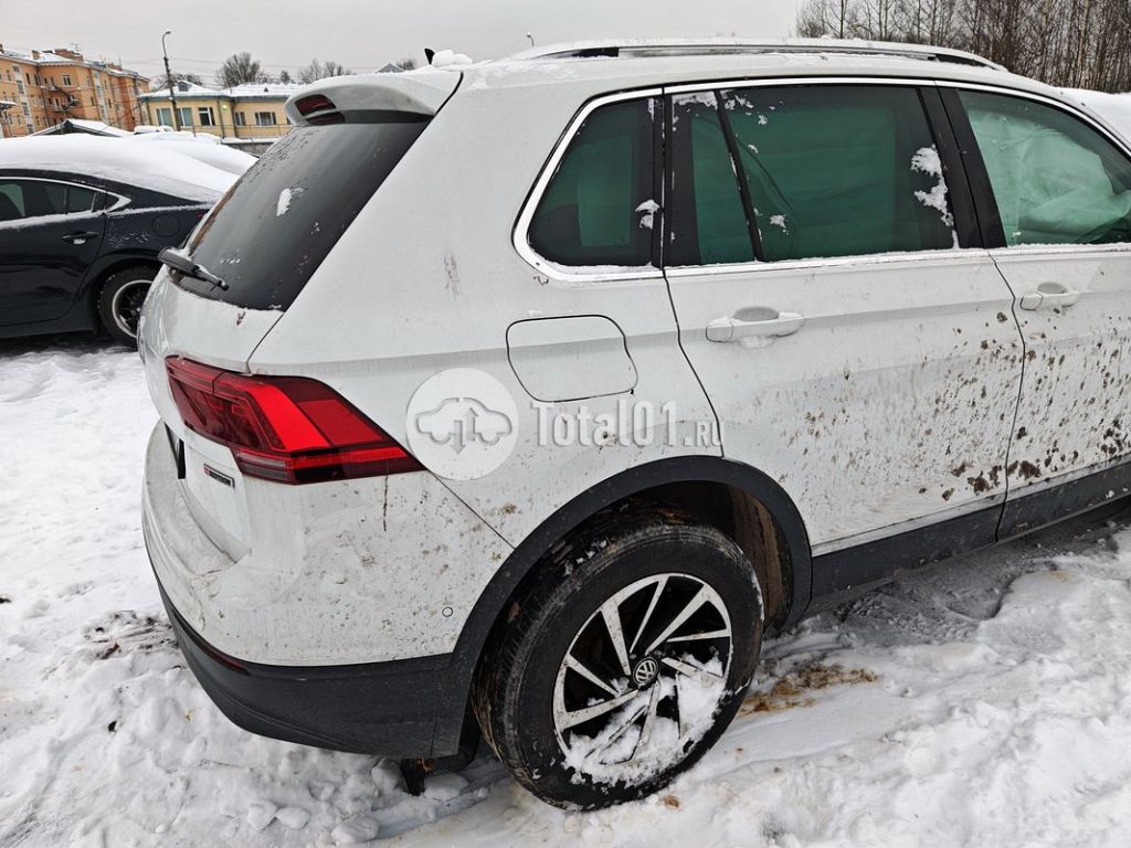 Фото Volkswagen Tiguan 54