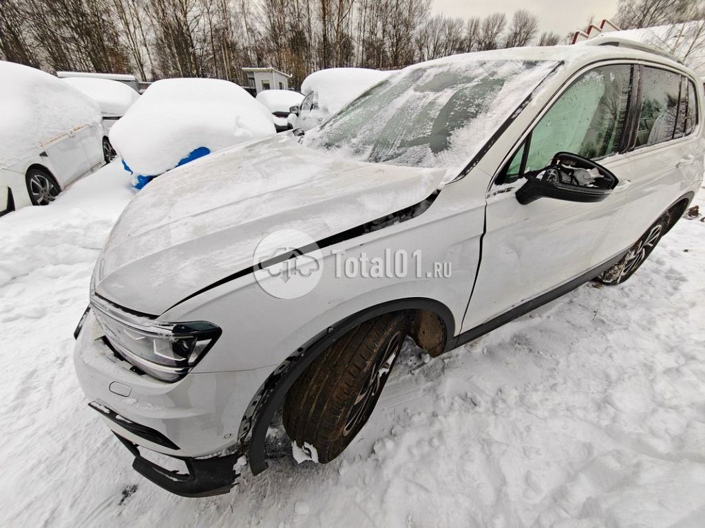 Фото Volkswagen Tiguan 80