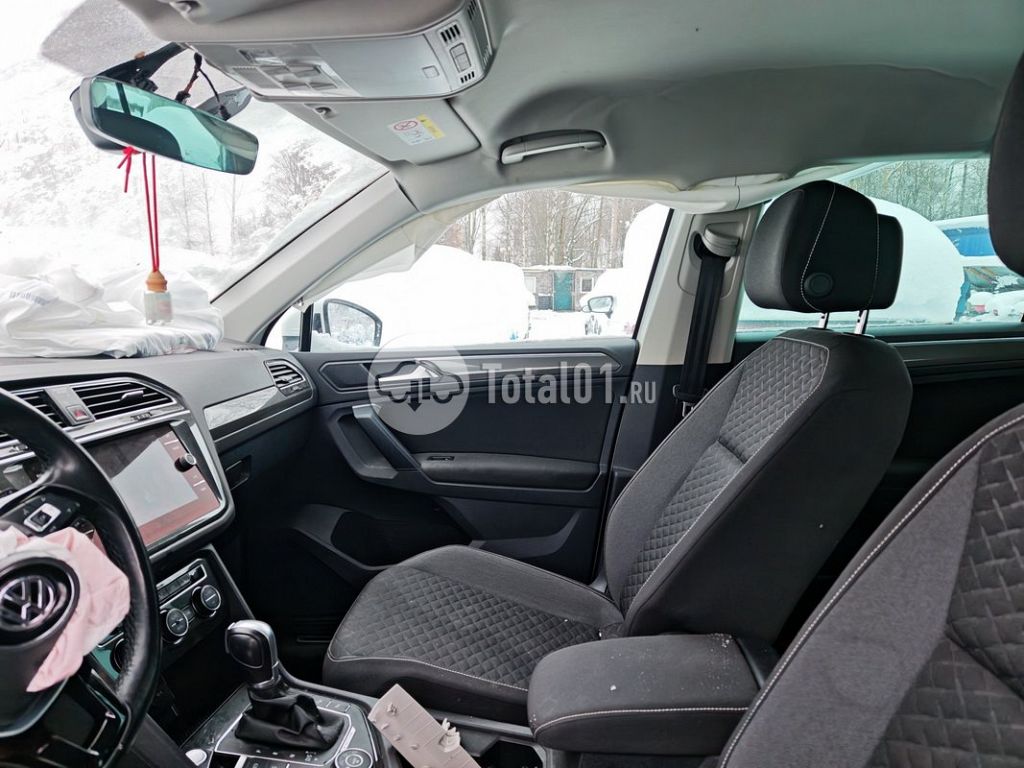 Фото Volkswagen Tiguan 128