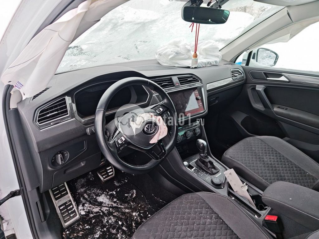 Фото Volkswagen Tiguan 132