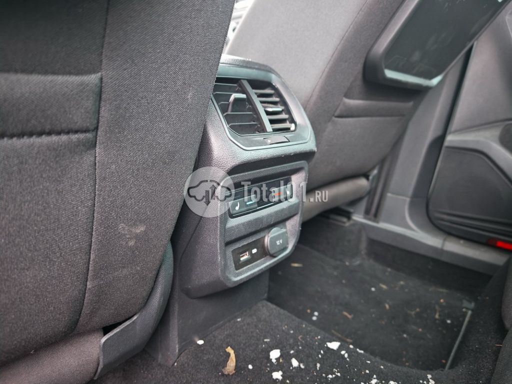 Фото Volkswagen Tiguan 150