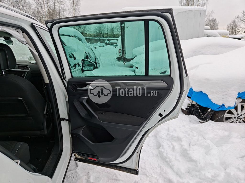 Фото Volkswagen Tiguan 170