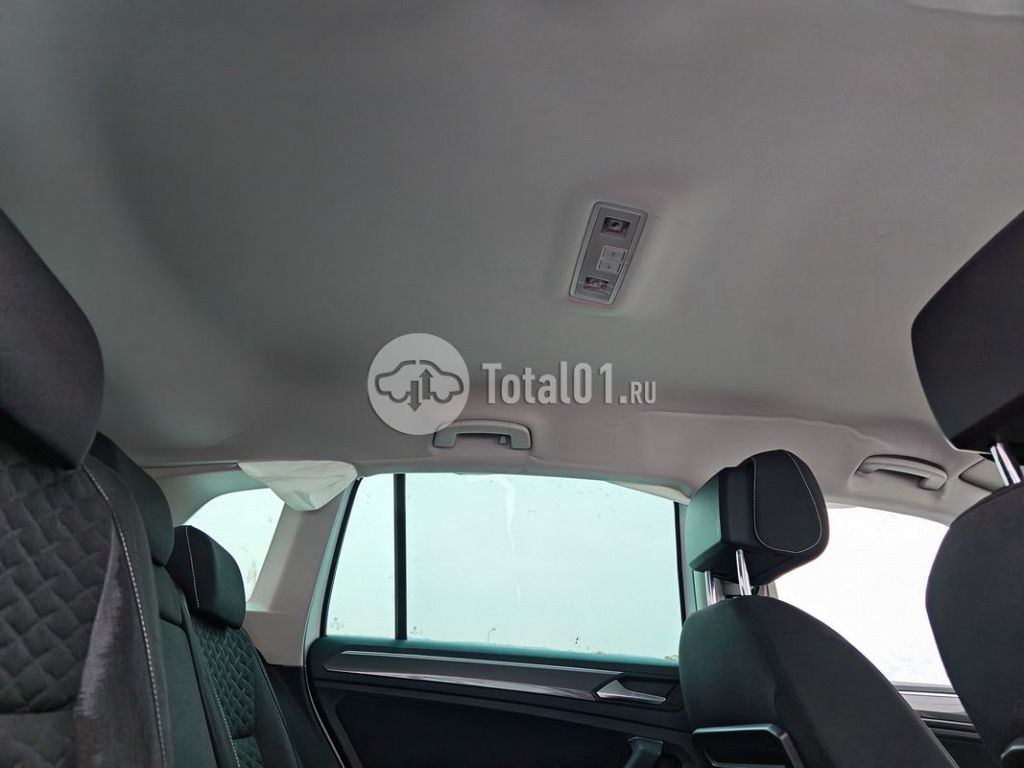 Фото Volkswagen Tiguan 180